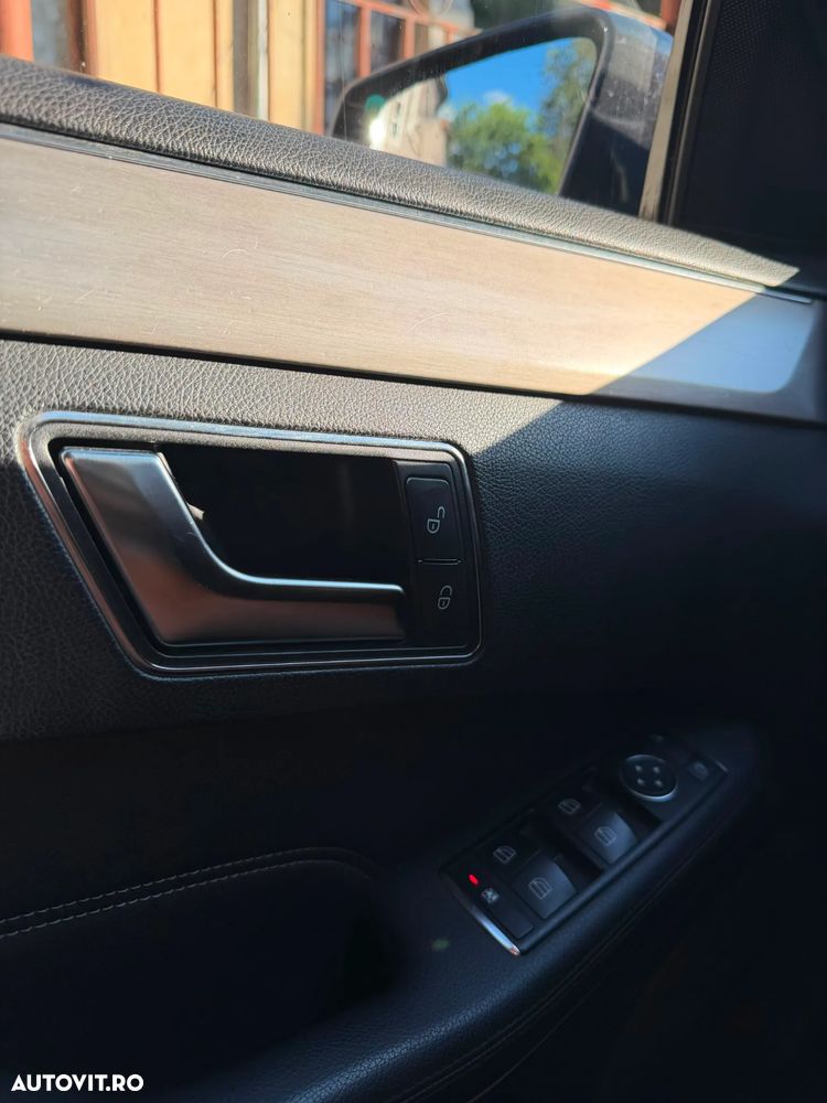 MERCEDES-BENZ E-Class 2013 — imagine 10
