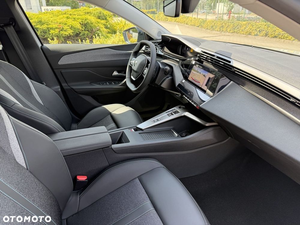 Peugeot 408 1.2 PureTech mHEV Allure S&S e-DSC6 - 21
