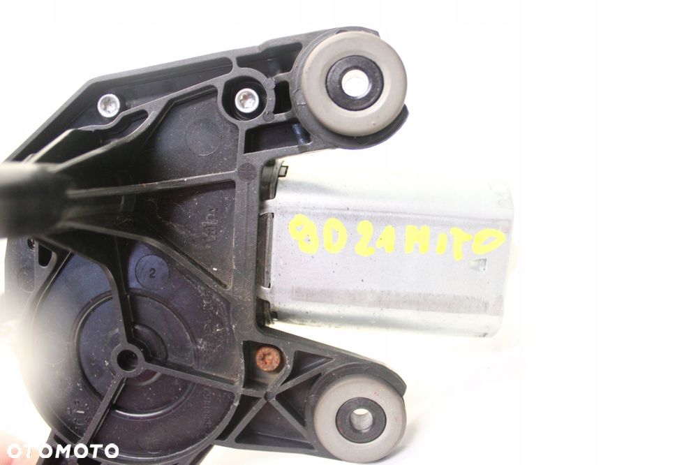alfa romeo mito 08r- silniczek mechanizm wycieraczki tył 53844527 - 4