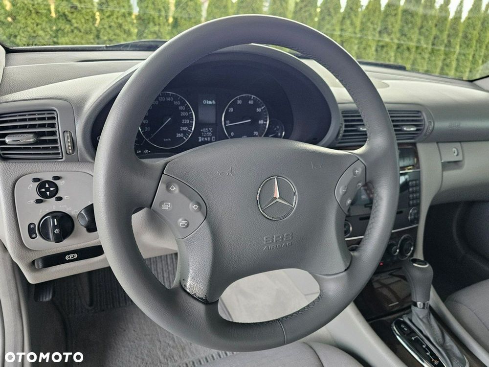 Mercedes-Benz Klasa C 180 Kompressor Automatik Elegance - 12