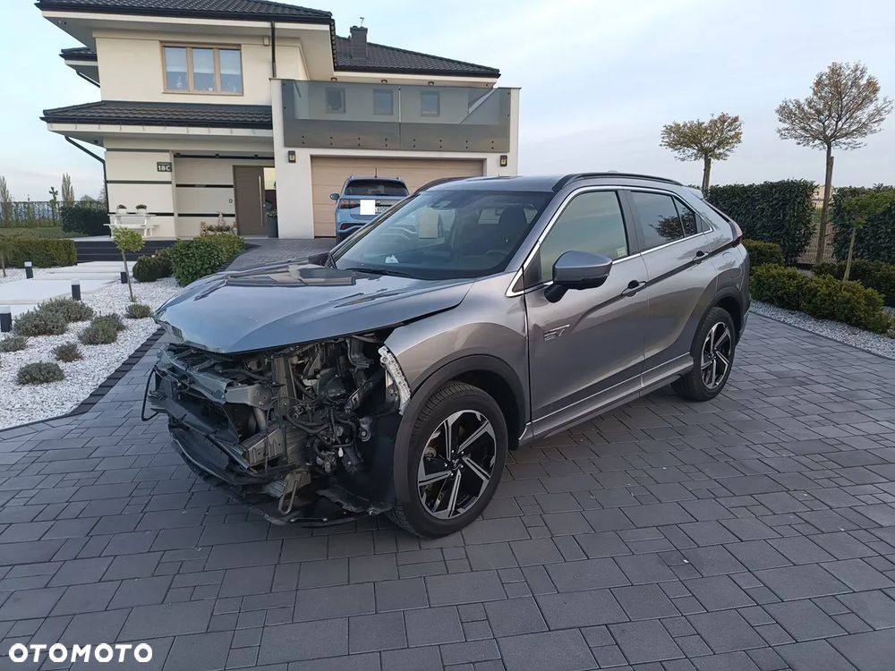 Mitsubishi Eclipse Cross 2.4 PHEV Instyle Plus - 4