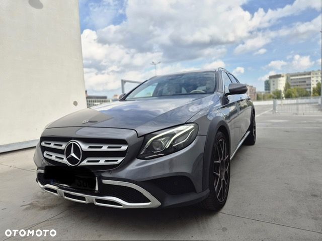 Mercedes-Benz Klasa E 400 d 4-Matic All-Terrain 9G-TRONIC - 16