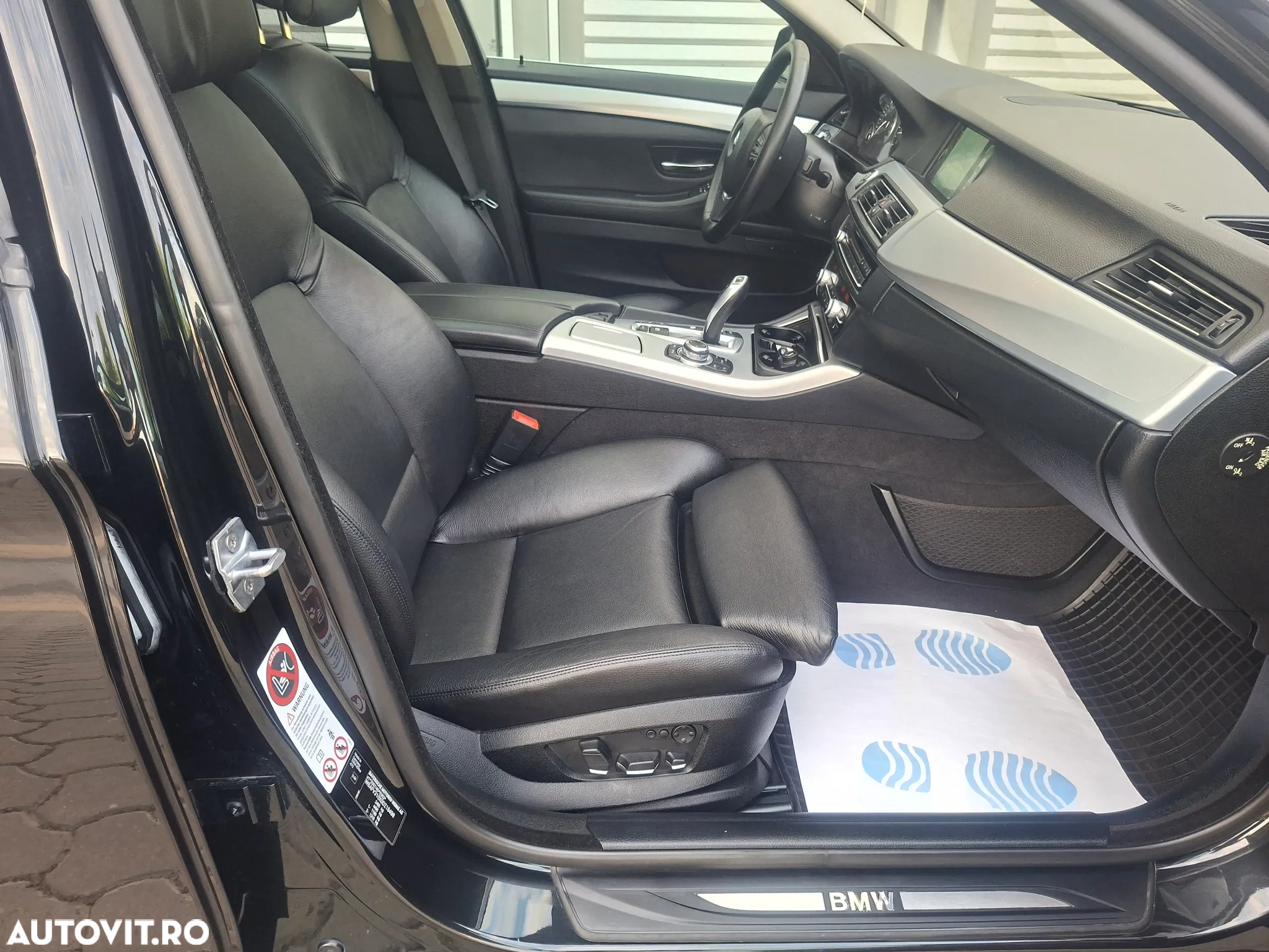 BMW Seria 5 530d Sport-Aut. Luxury Line - 4