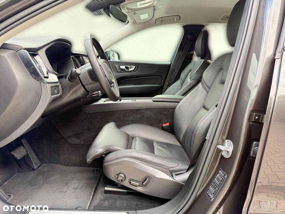 Volvo XC 60 - 12