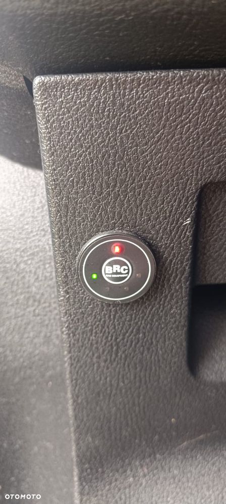 Ford Galaxy 2.0 Ghia - 7