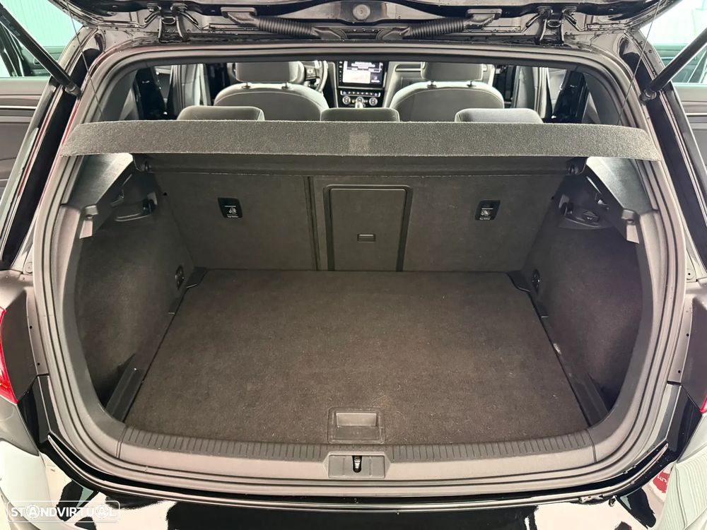 VW Golf R 4Motion BlueMotion DSG - 32