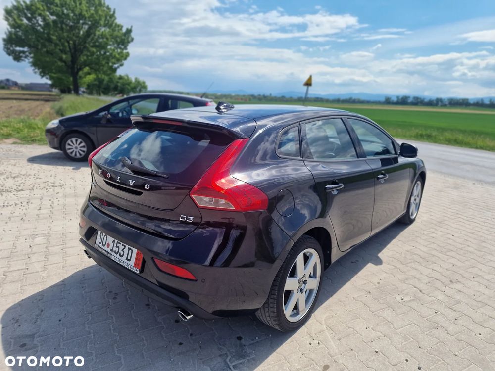 Volvo V40 D3 Geartronic Momentum - 10