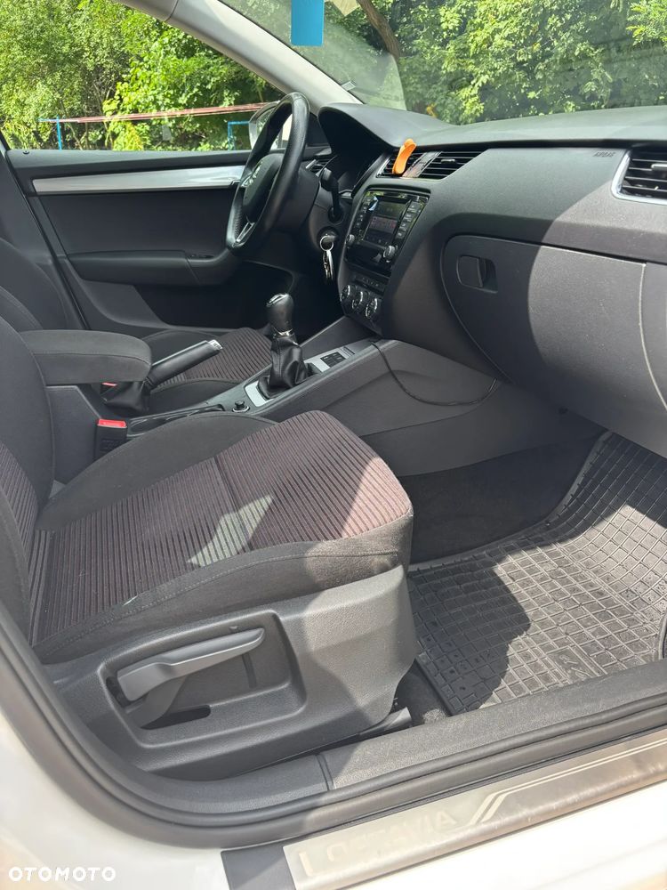 Skoda Octavia 2.0 TDI Style - 20