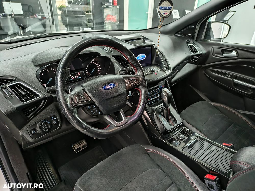 Ford Kuga - 14