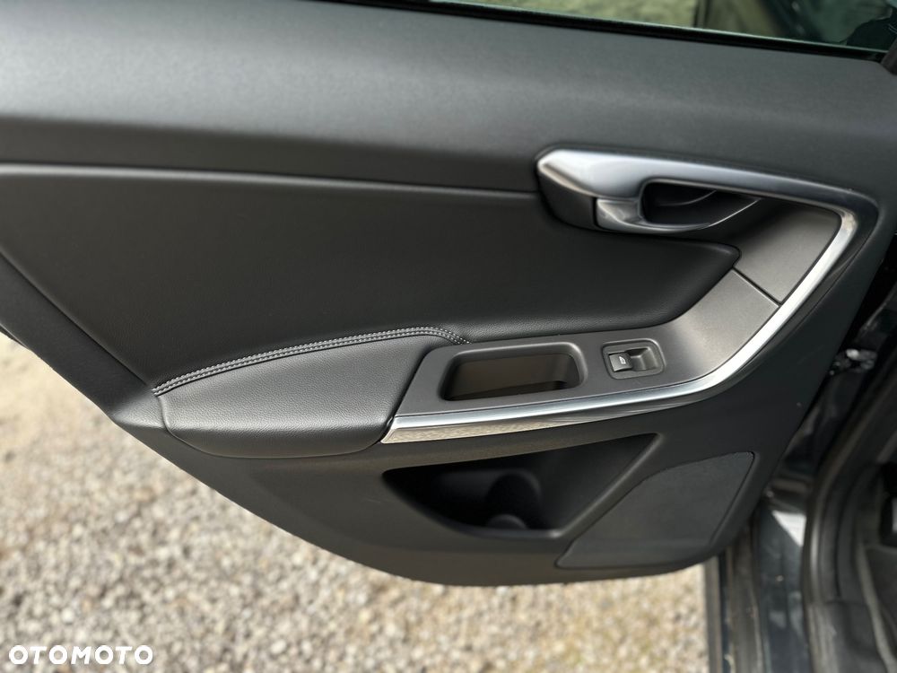 Volvo XC 60 - 24