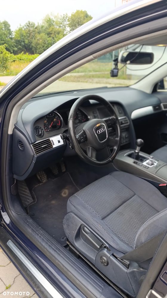 Audi A6 Limousine 2.4 - 10