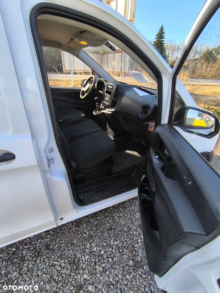 Mercedes-Benz VITO - 11