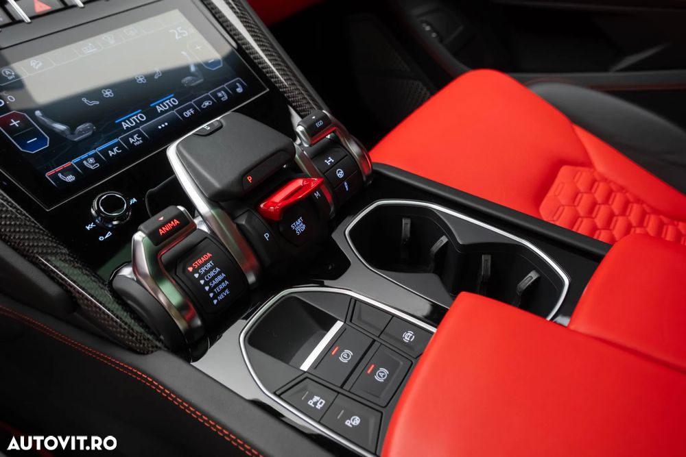 Lamborghini URUS - 24