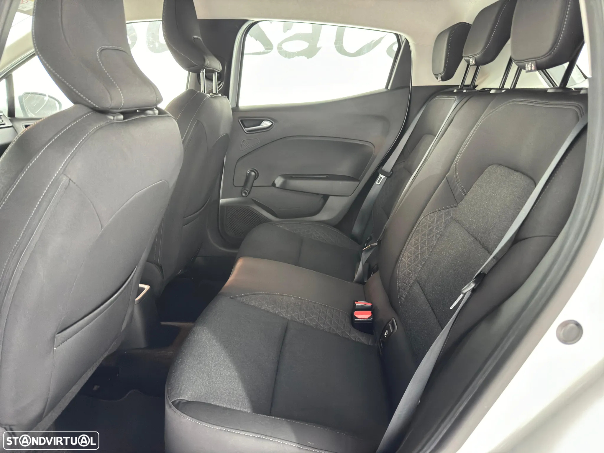 Renault Clio 1.5 Blue dCi Zen - 13
