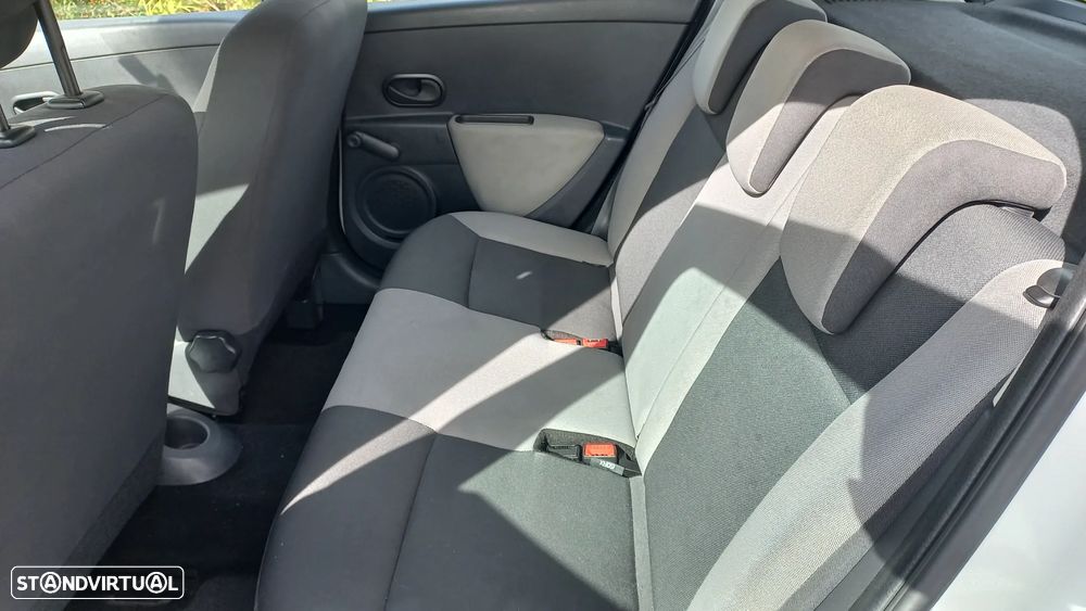 Renault Clio 1.5 dCi 75 Expression - 7