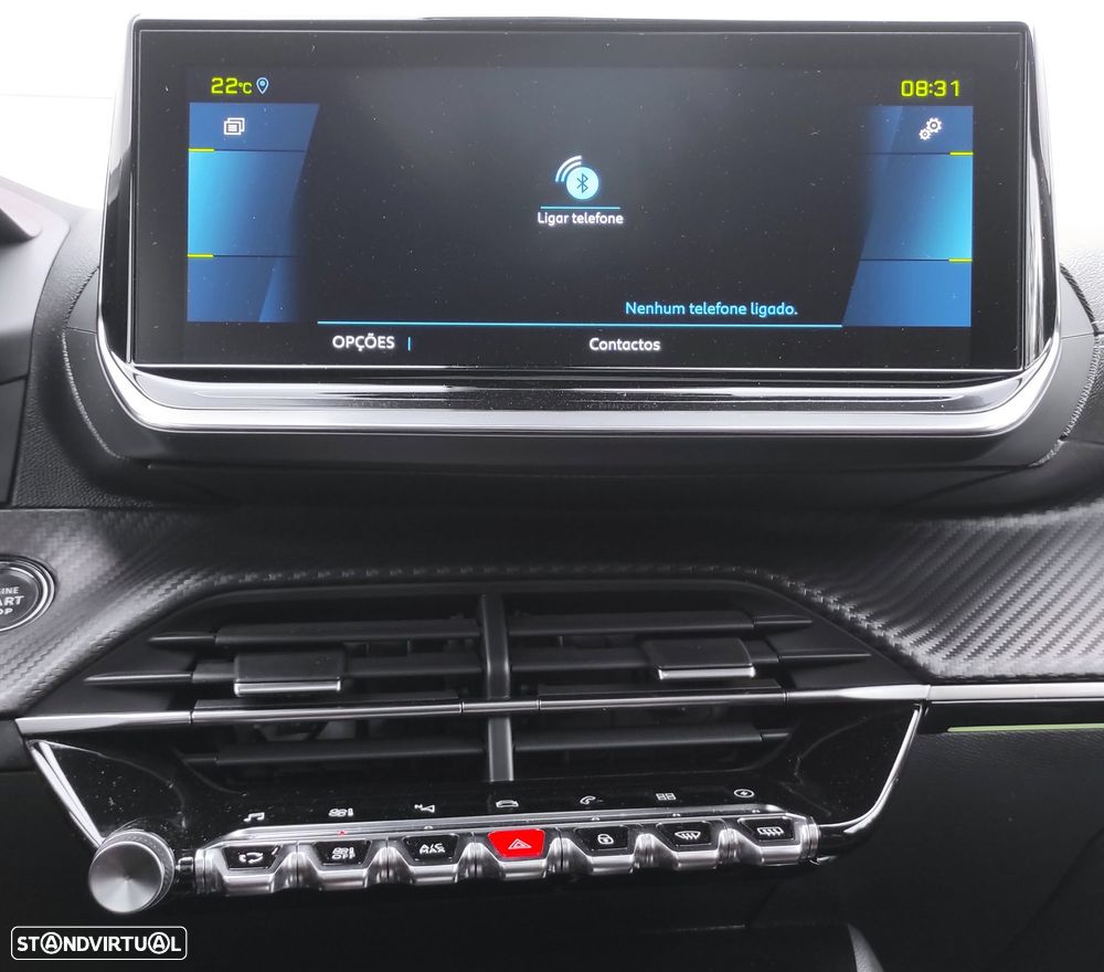 Peugeot e-208 GT - 33
