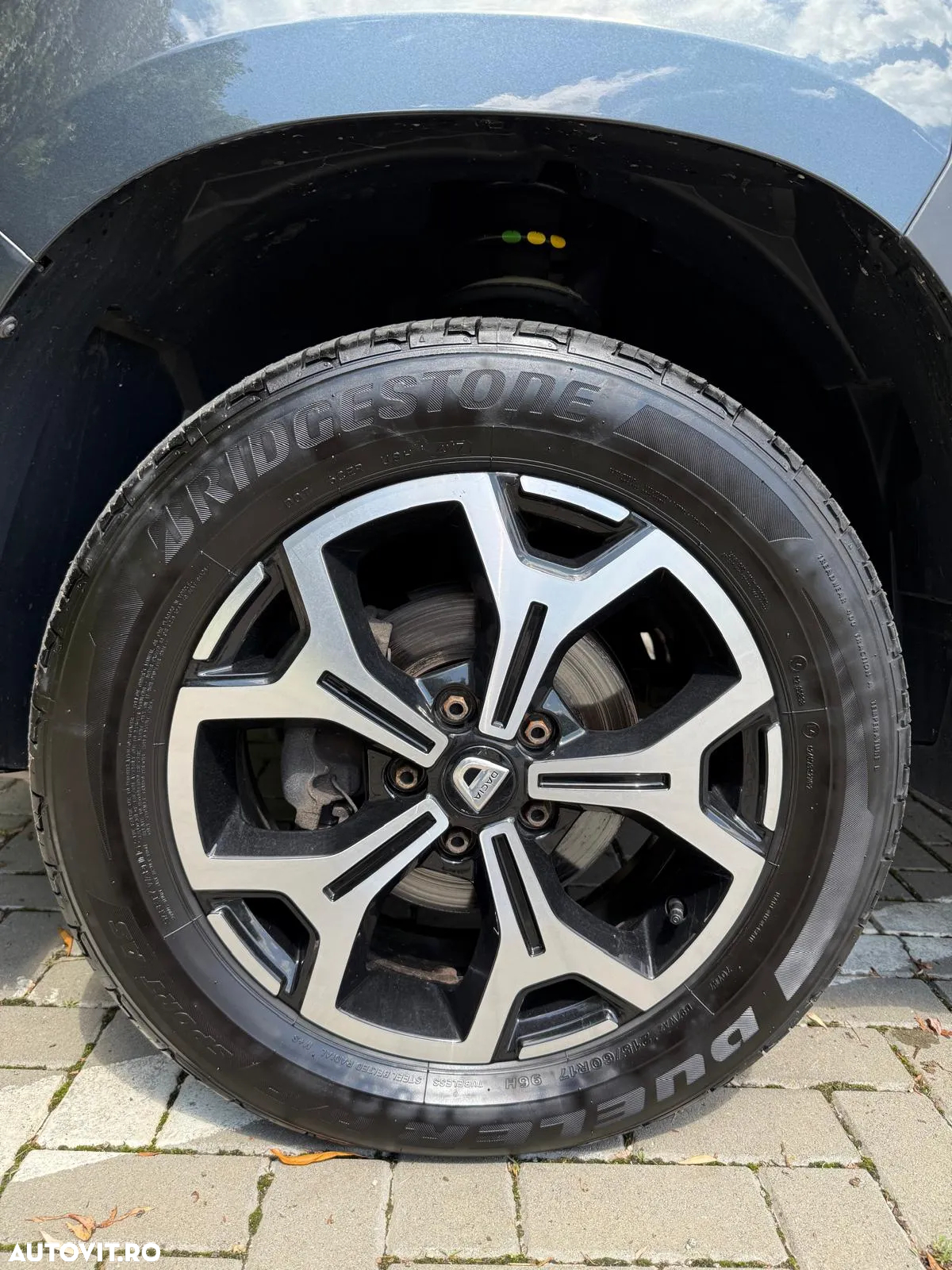 Dacia Duster 1.6 SCe 4WD Prestige jante 17" - 15