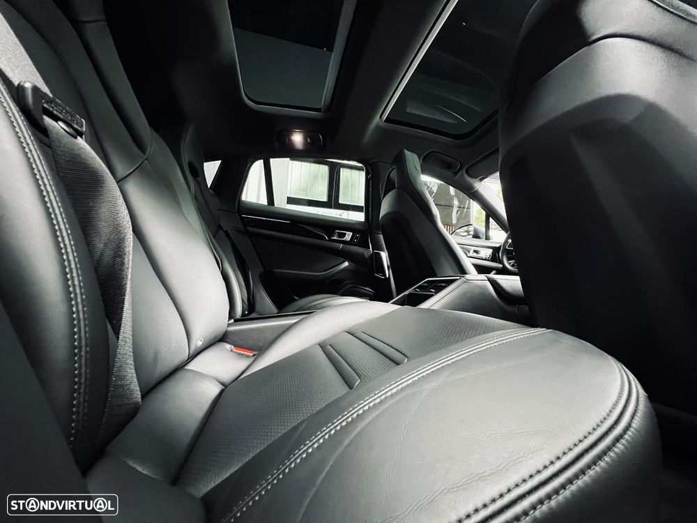 Porsche Panamera 4 S - 41