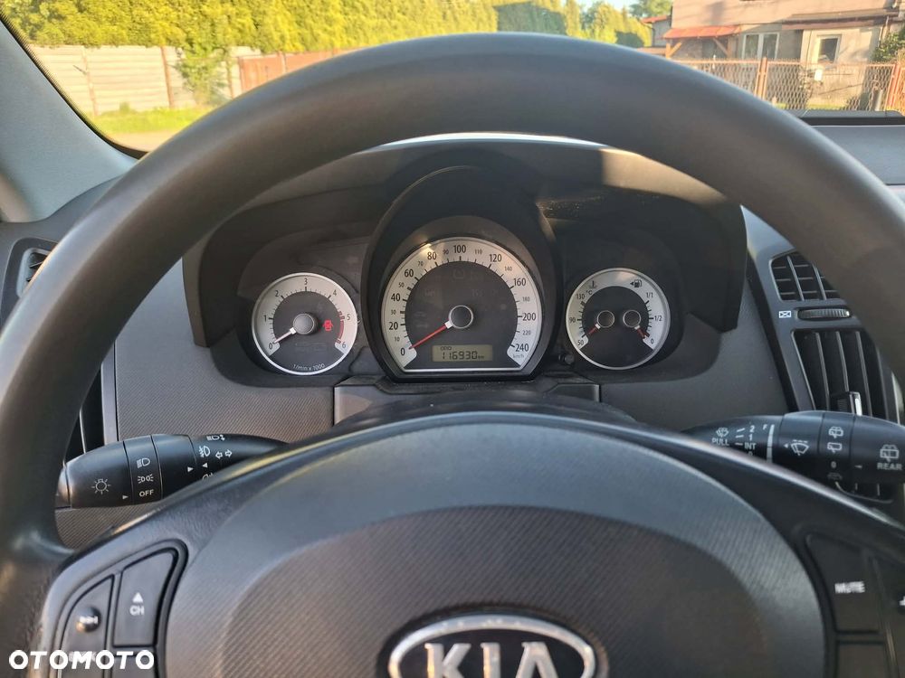 Kia Ceed - 18