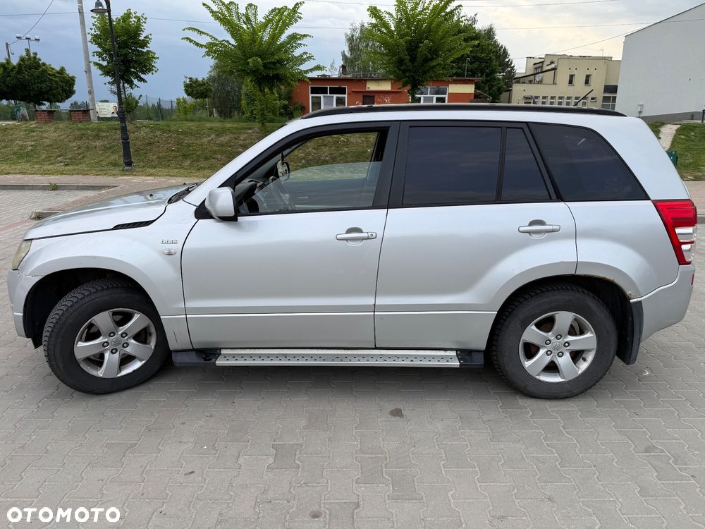 Suzuki Grand Vitara 2.0 De Luxe - 3