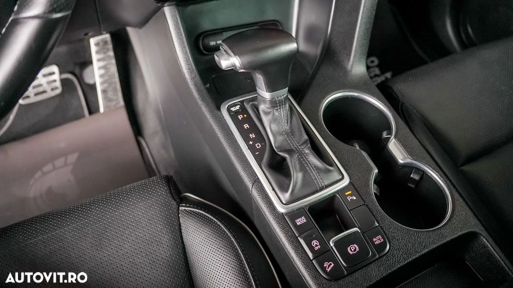 Kia Sportage 1.7 CRDI 2WD ISG Aut. GT Line - 16