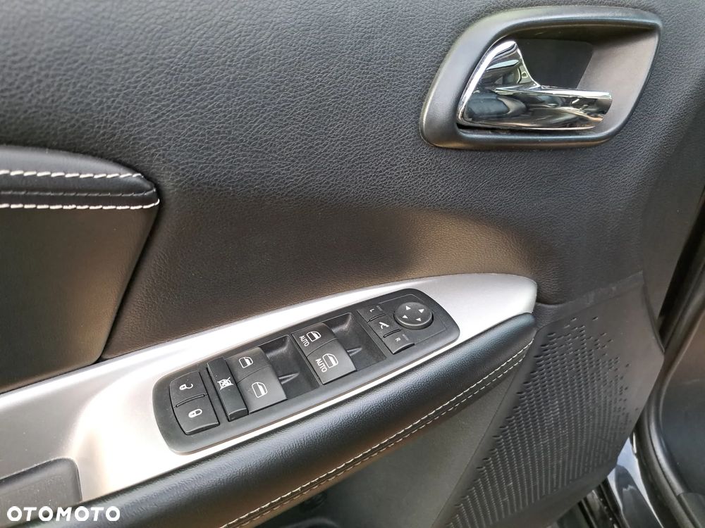 Fiat Freemont 2.0 Multijet 16V DPF Automatik Allrad Black Code - 18