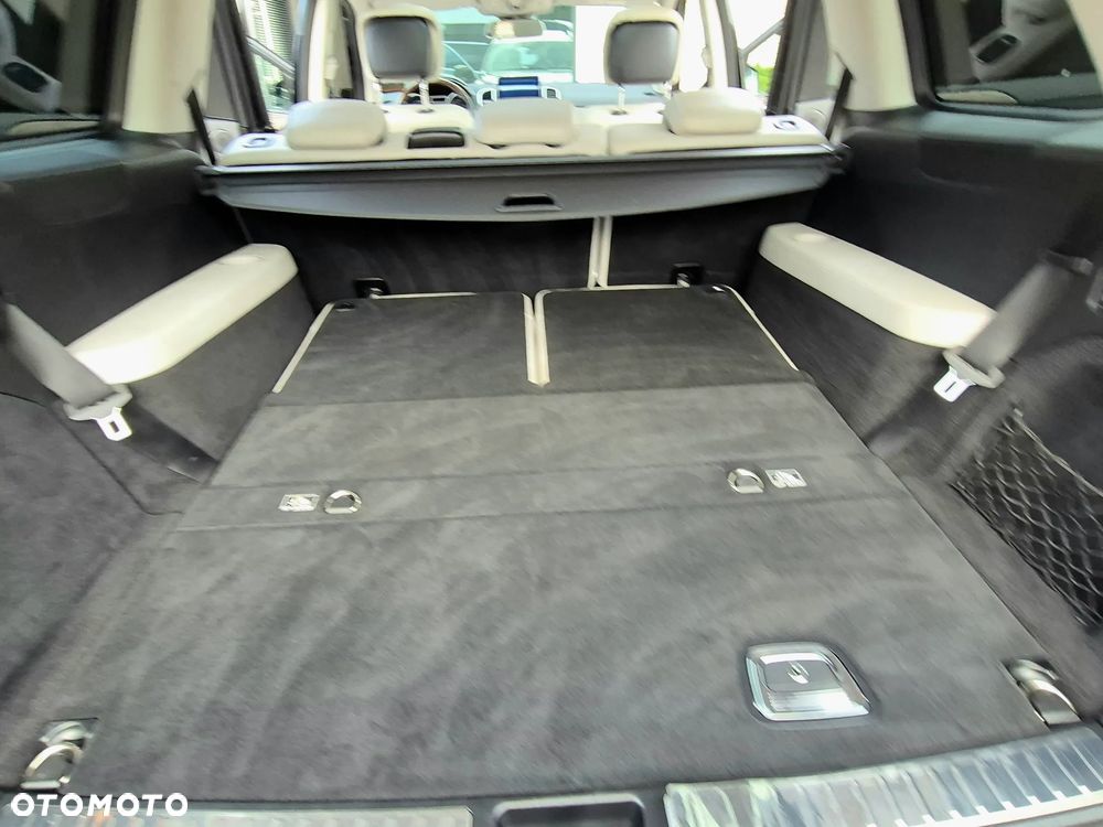 Mercedes-Benz GLS 350 d 4Matic 9G-TRONIC AMG Line - 23