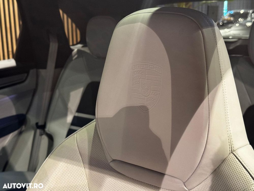 Porsche Cayenne Standard - 25