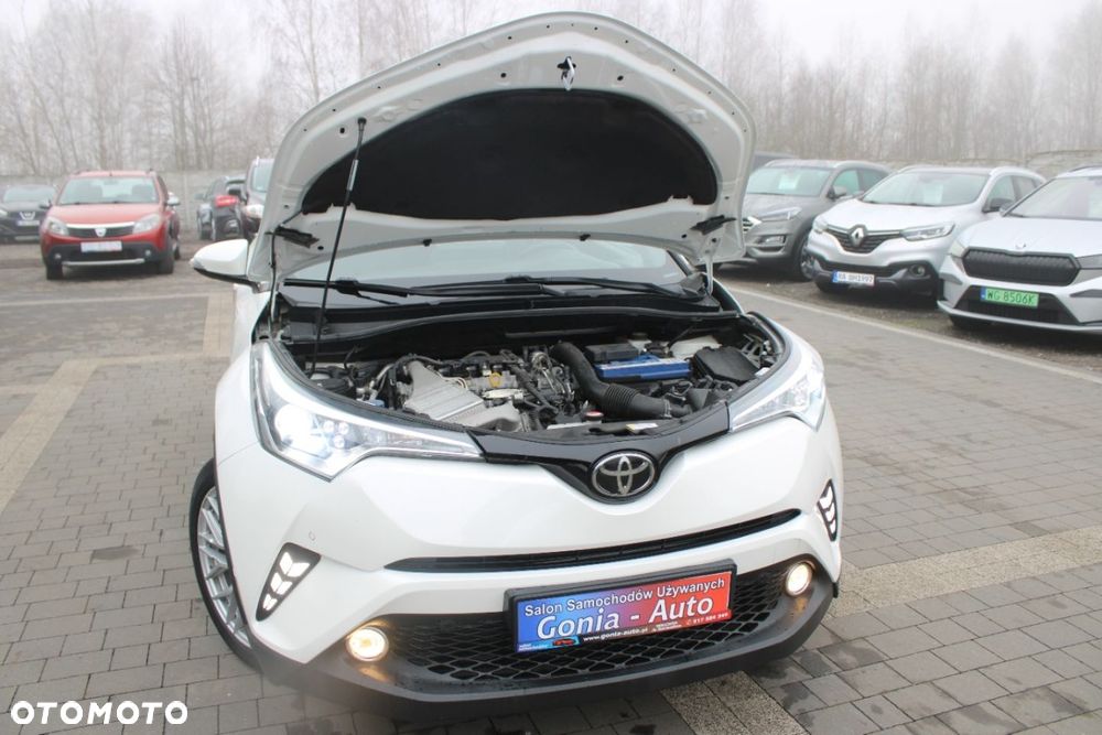 Toyota C-HR - 16