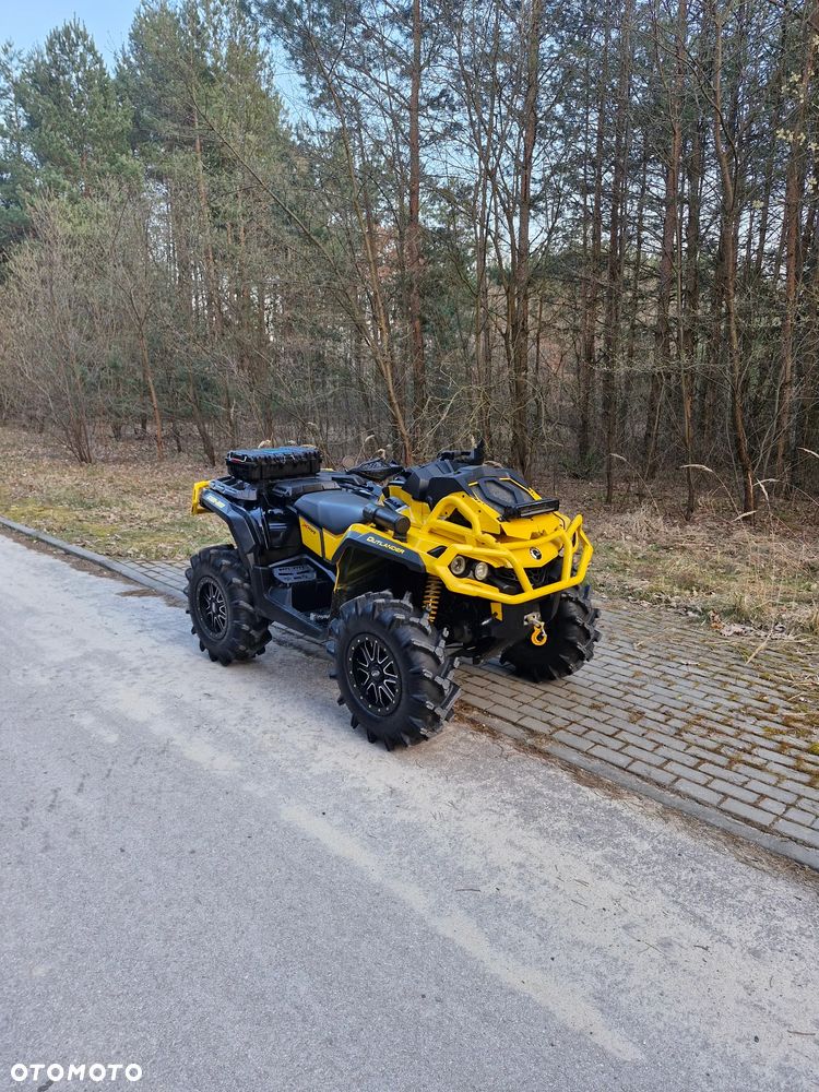 Can-Am Outlander - 2