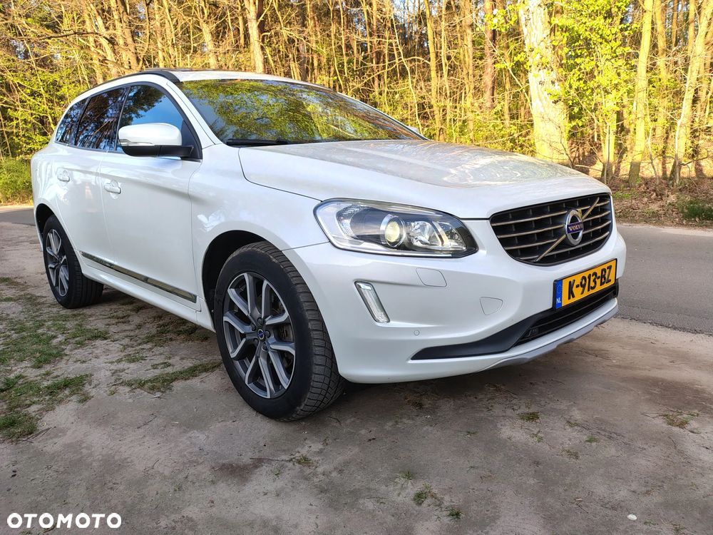 Volvo XC 60 D3 Geartronic Summum - 4