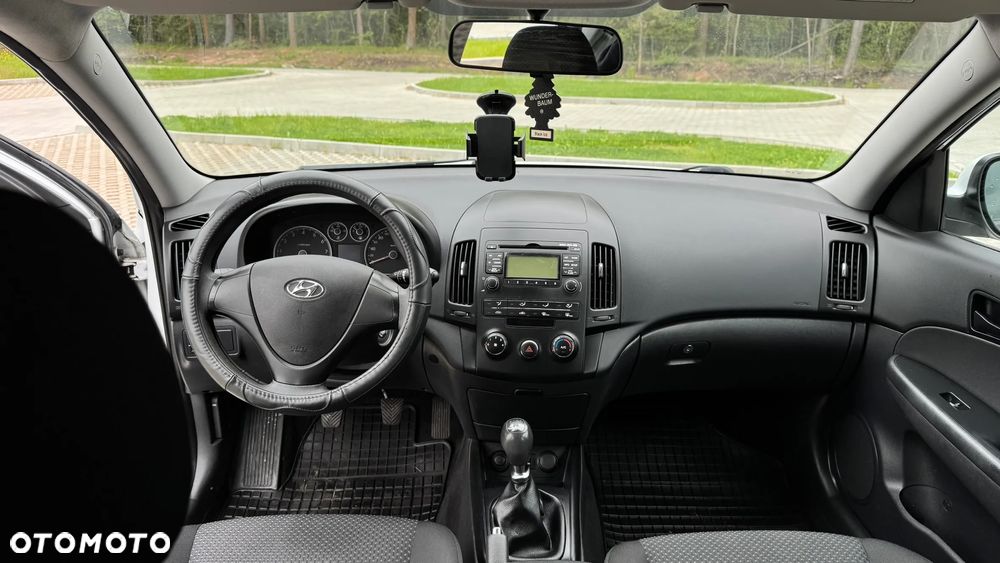 Hyundai i30 1.4 Base - 11