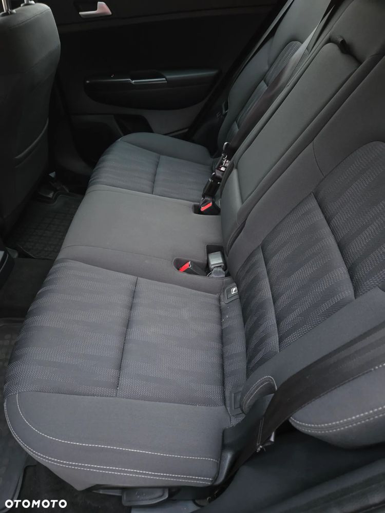 Kia Sportage 1.7 CRDI M 2WD - 8