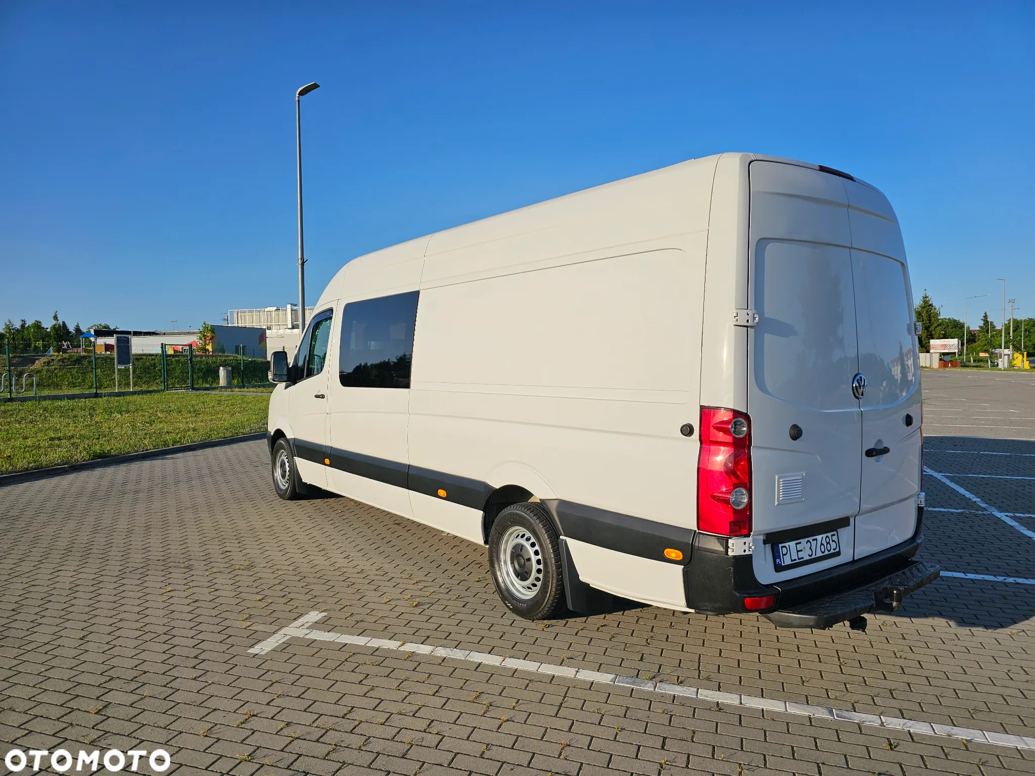 Volkswagen Crafter - 2
