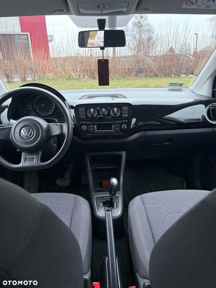 Volkswagen up! 1.0 move - 6