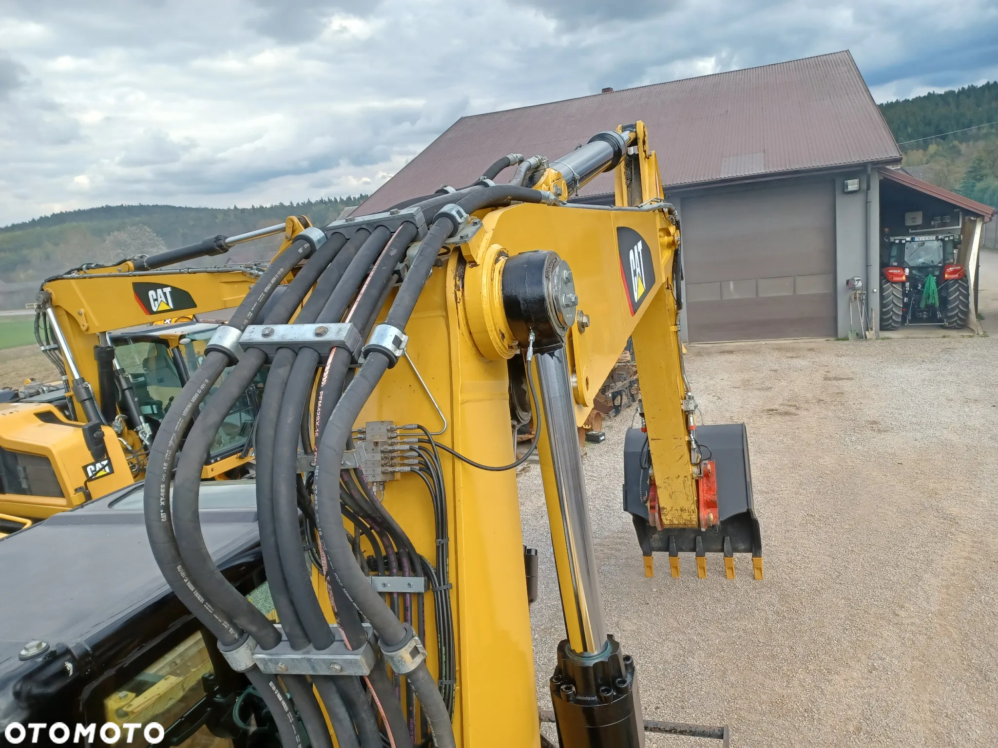 Caterpillar CAT M 322 D - 22