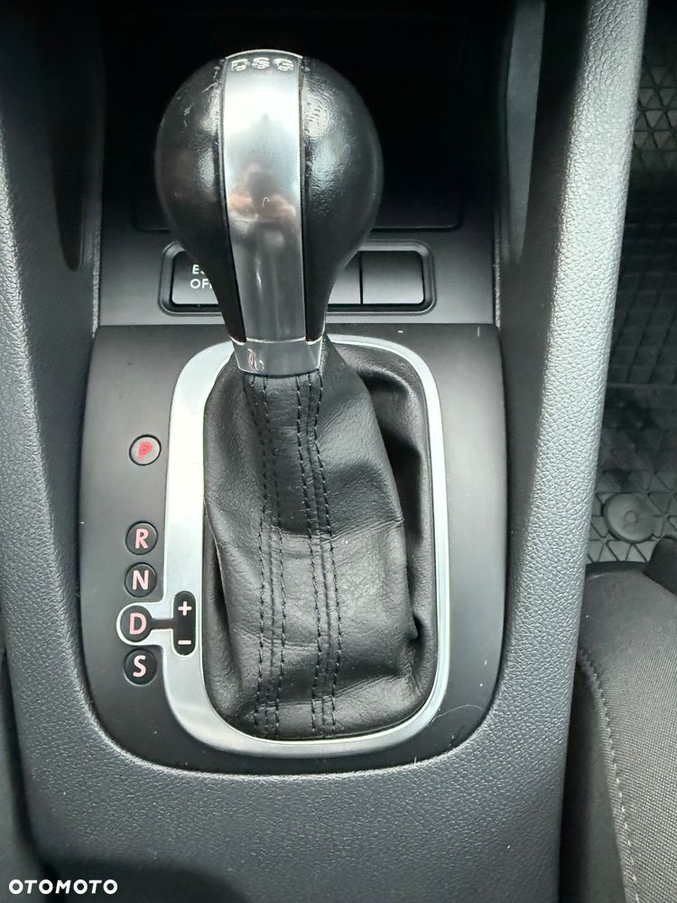 Volkswagen Golf 2.0 GTI DSG - 18