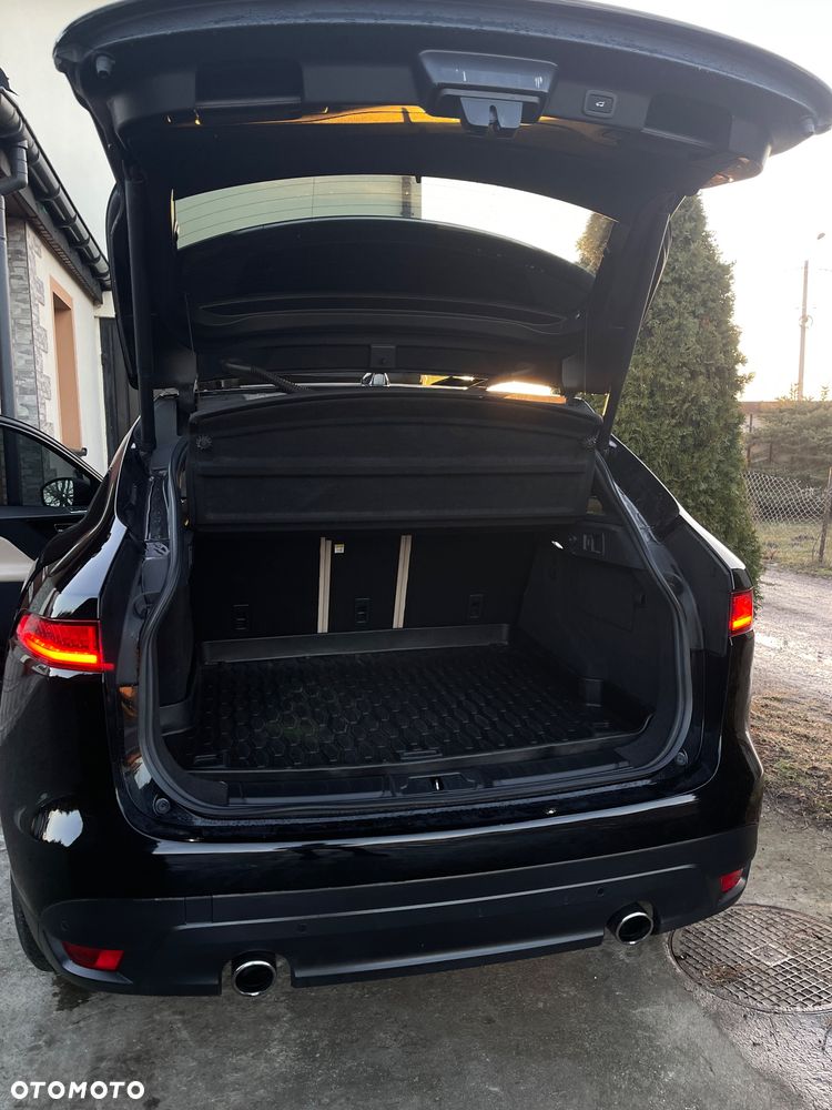 Jaguar F-Pace 35t AWD Prestige - 25