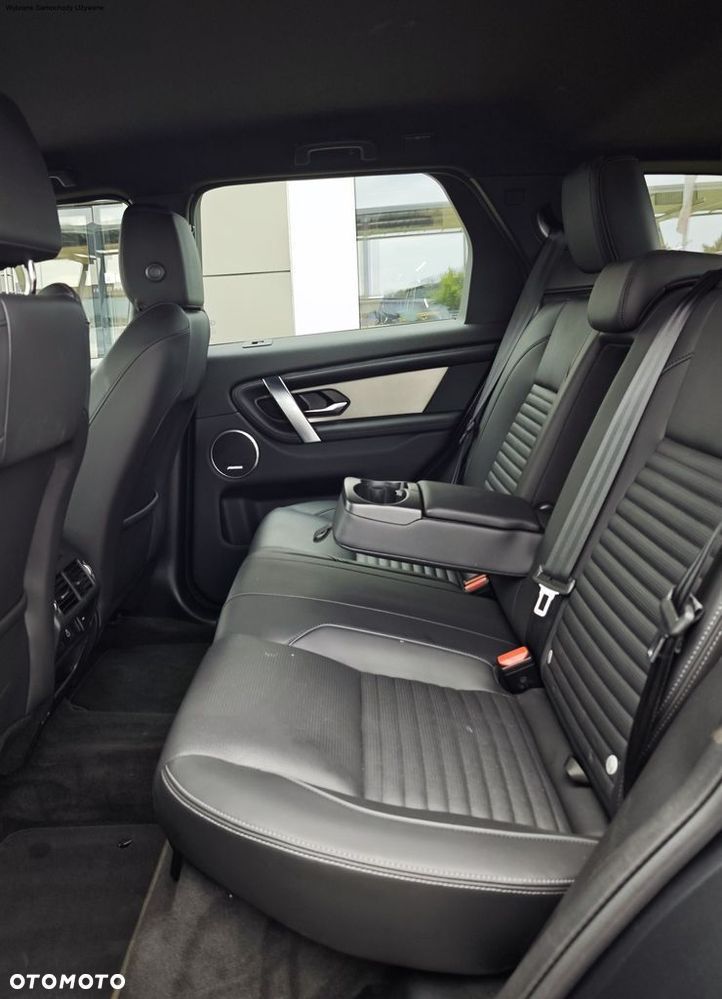 Land Rover Discovery Sport - 18