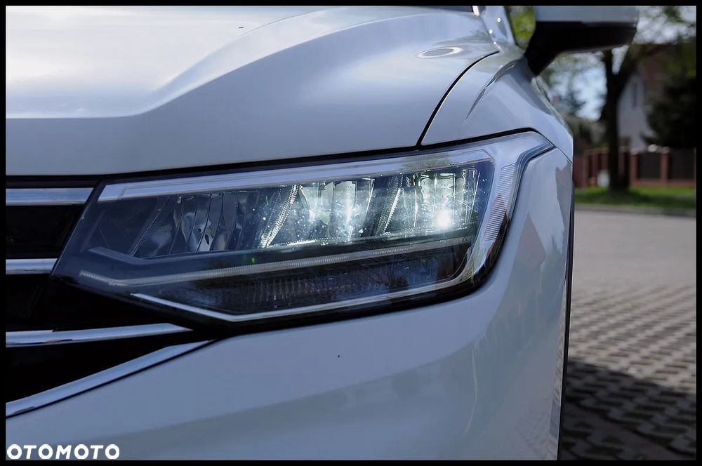 Volkswagen Tiguan 2.0 TSI 4Mot Comfortline DSG - 23