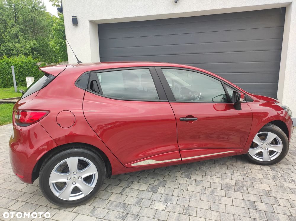 Renault Clio - 6