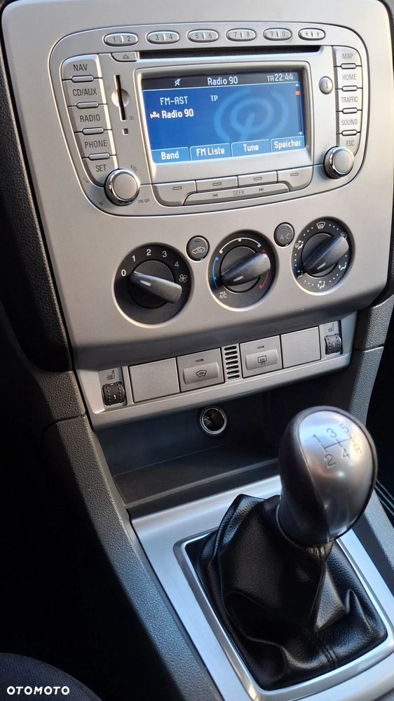 Ford Focus 1.6 16V Black Magic - 16