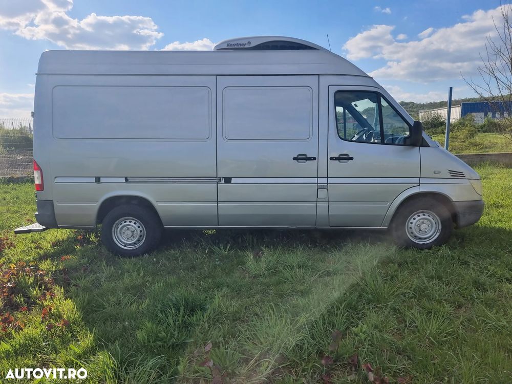 Mercedes-Benz Sprinter - 7