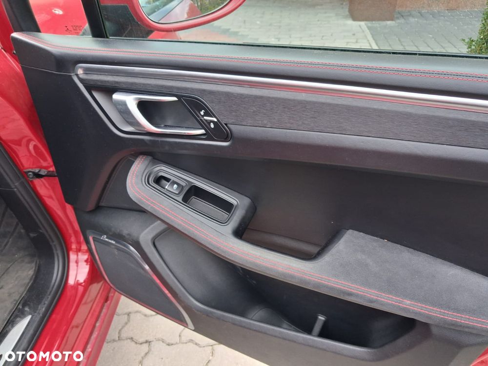 Porsche Macan GTS - 11