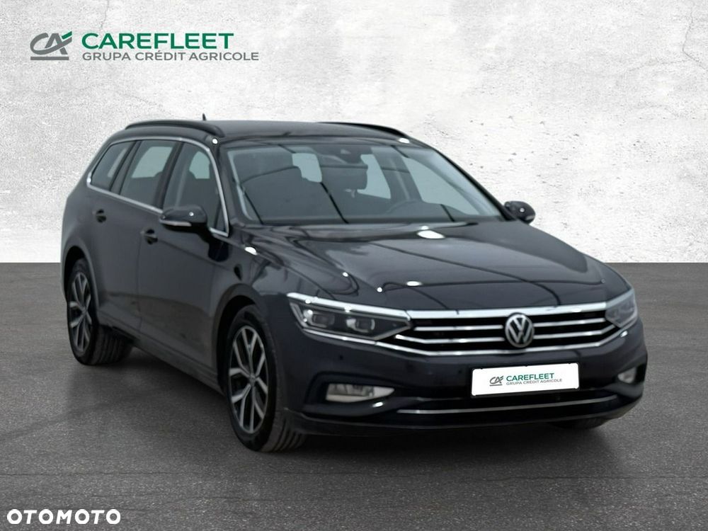 Volkswagen Passat - 4