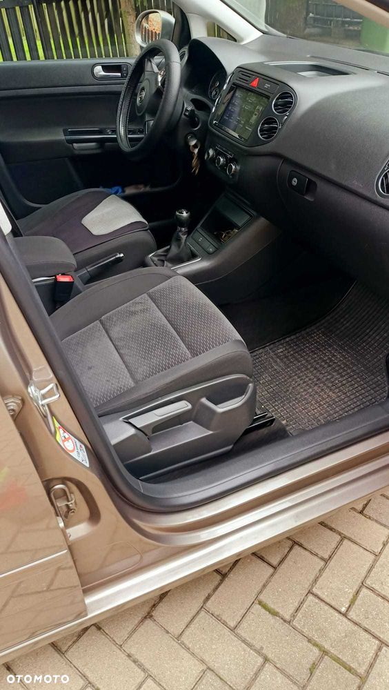 Volkswagen Golf Plus - 11