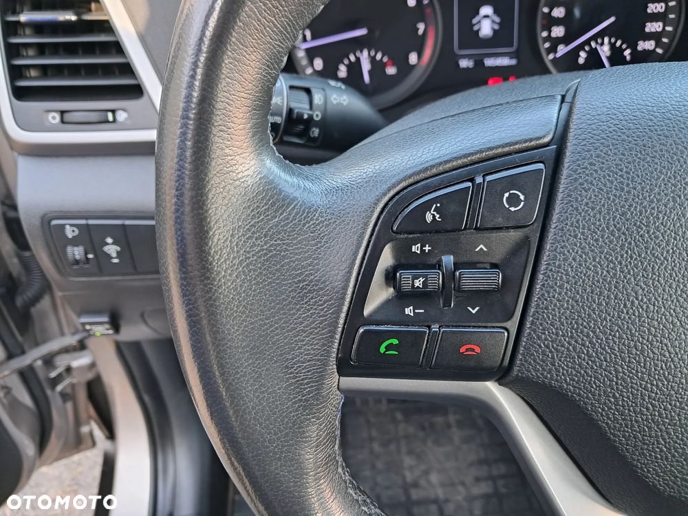 Hyundai Tucson 1.6 GDI BlueDrive Comfort 2WD - 17