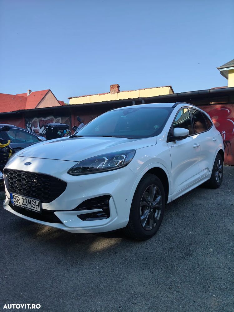 FORD Kuga 2023