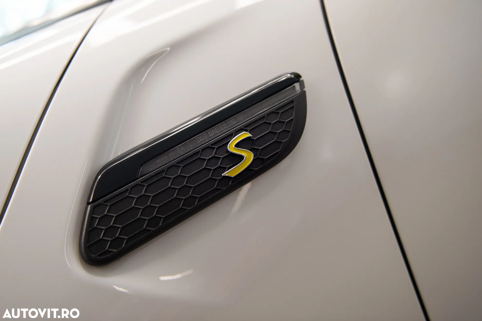 Mini Cooper SE Standard - 11