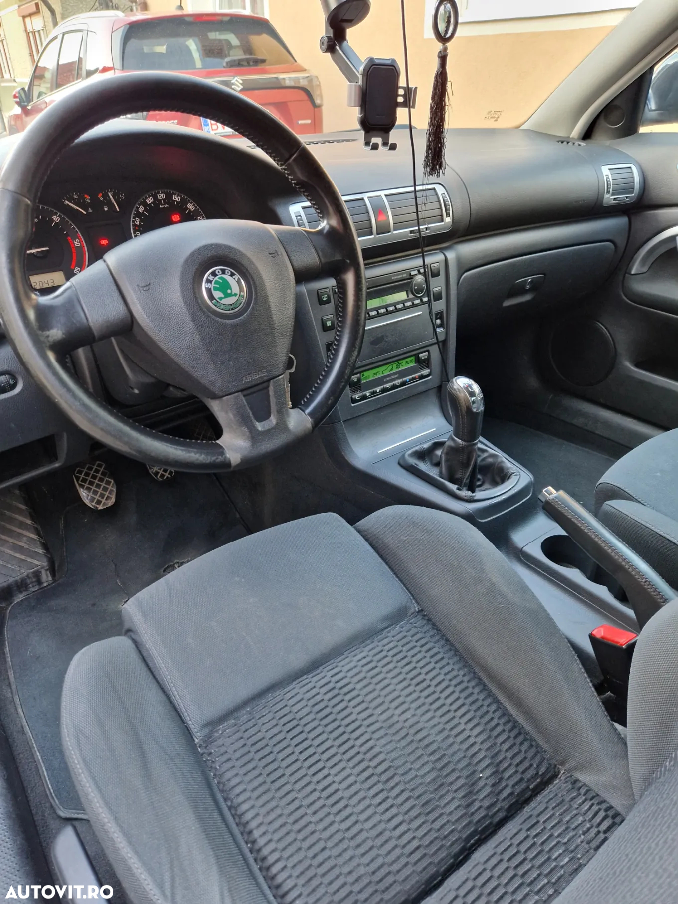 Skoda Superb 2.0 TDI Exclusive - 2